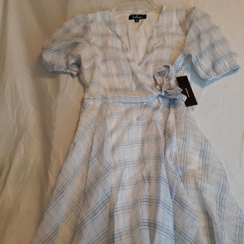Lulus NWT Womens White Blue Plaid Faux Wrap Fit and Flare Mini Dress Siz… - Picture 1 of 10